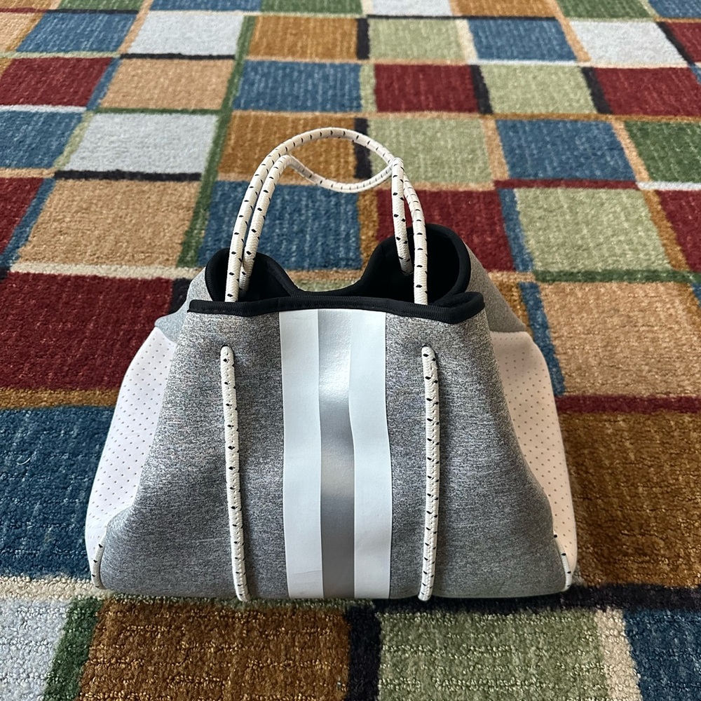 Stylish neoprene Gray and White tote Bag with included zip pouch